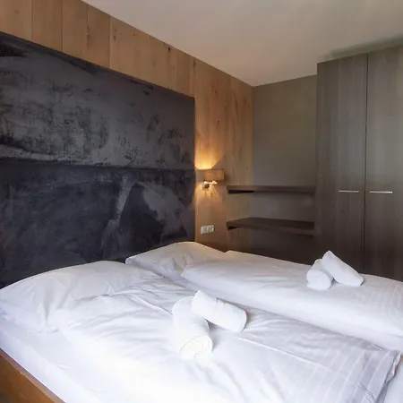 Aparthotel Laijola 3*