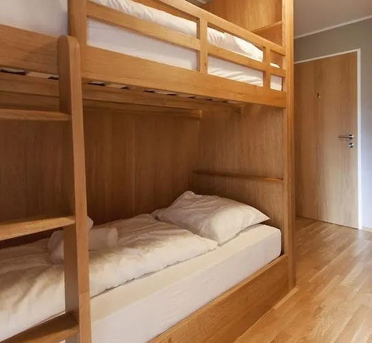 アパートホテル Laijola ガシュルン